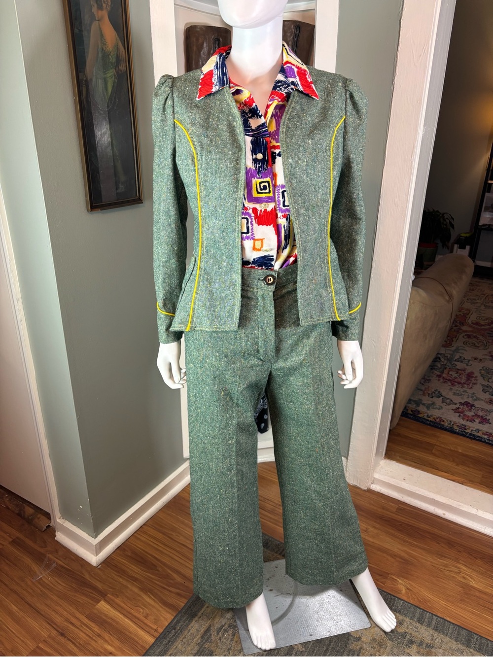 Vintage 70s Green Tweed Two-Piece Women's Wide Leg Pants Suit Jacket